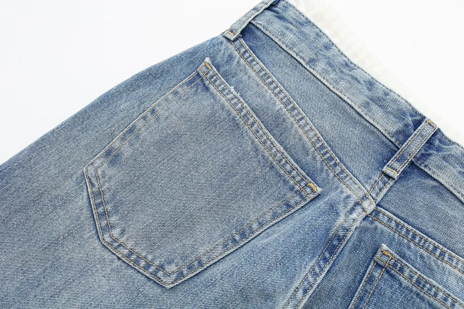 Casual Mid‑Waist Straight‑Leg Jeans for Women