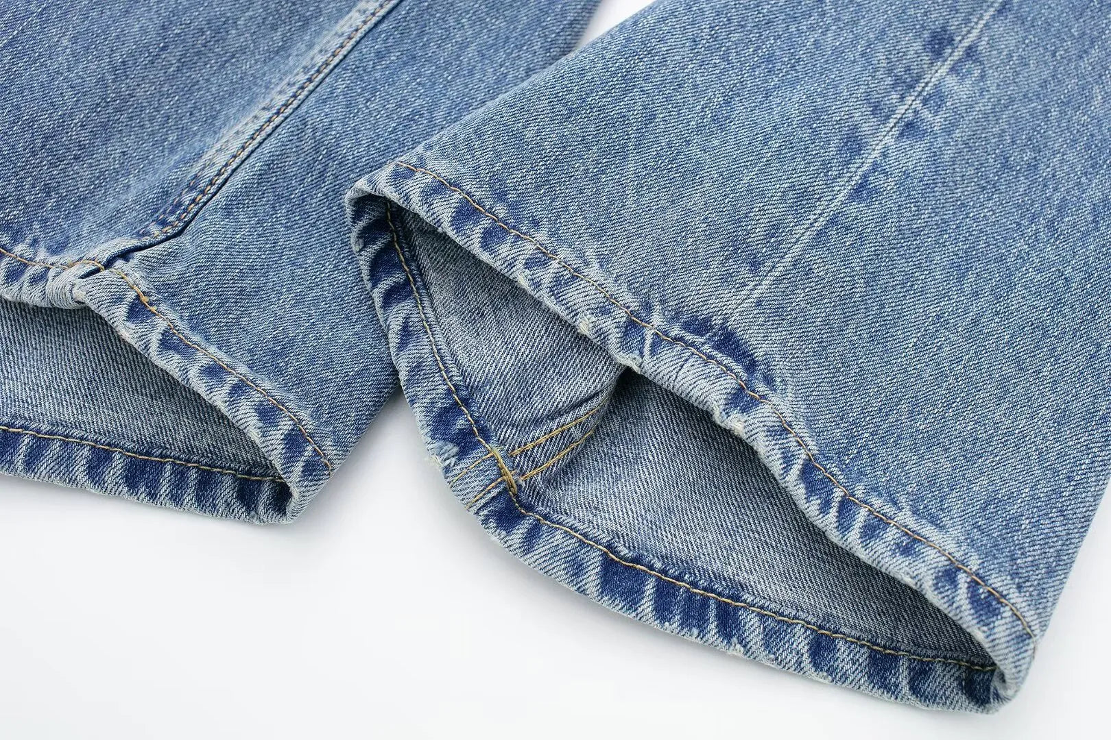 Women’s Retro Mid‑Waist Straight‑Leg Jeans with Lace‑Up