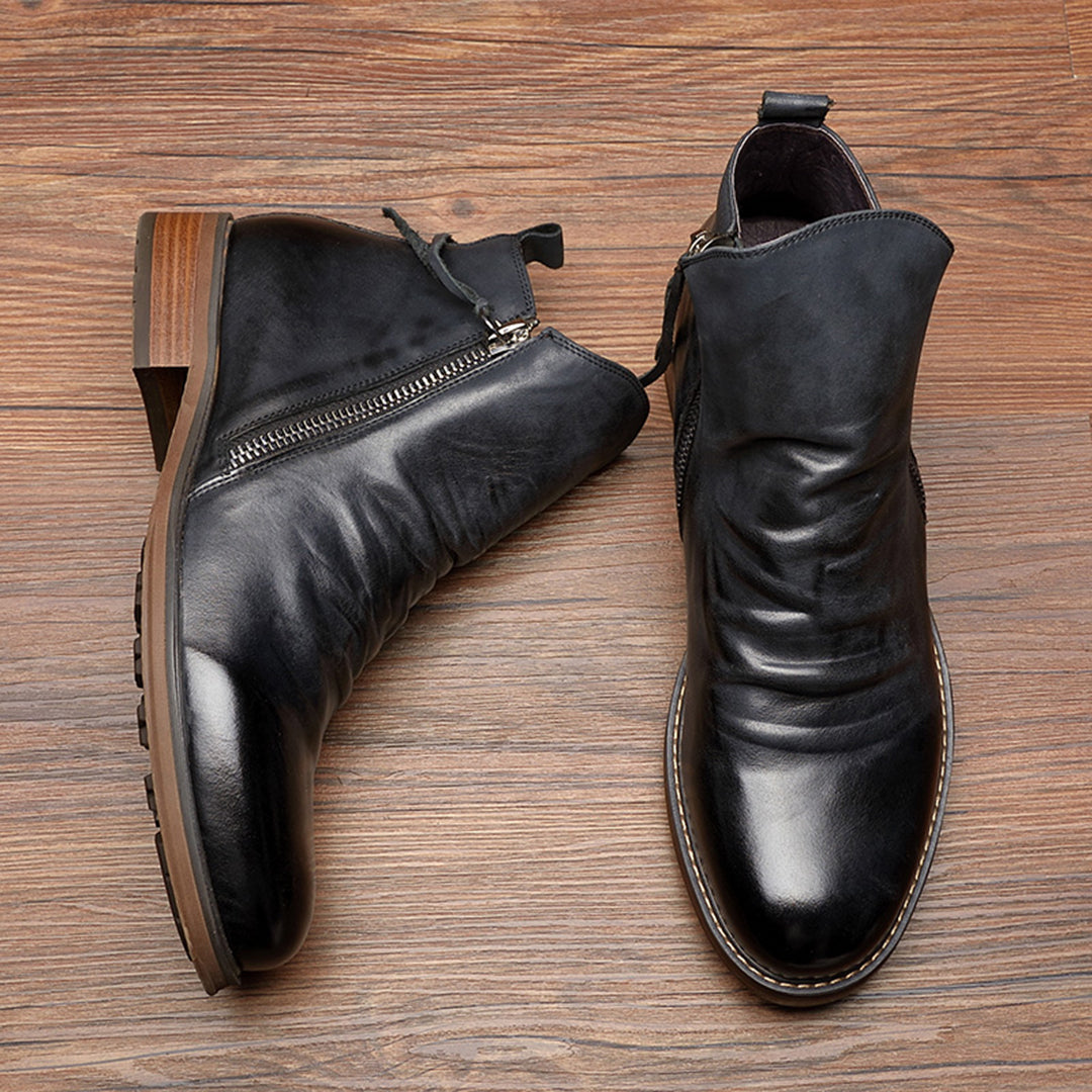 Casual Sleek Leather Zip Men’s Boots for Everyday Wear