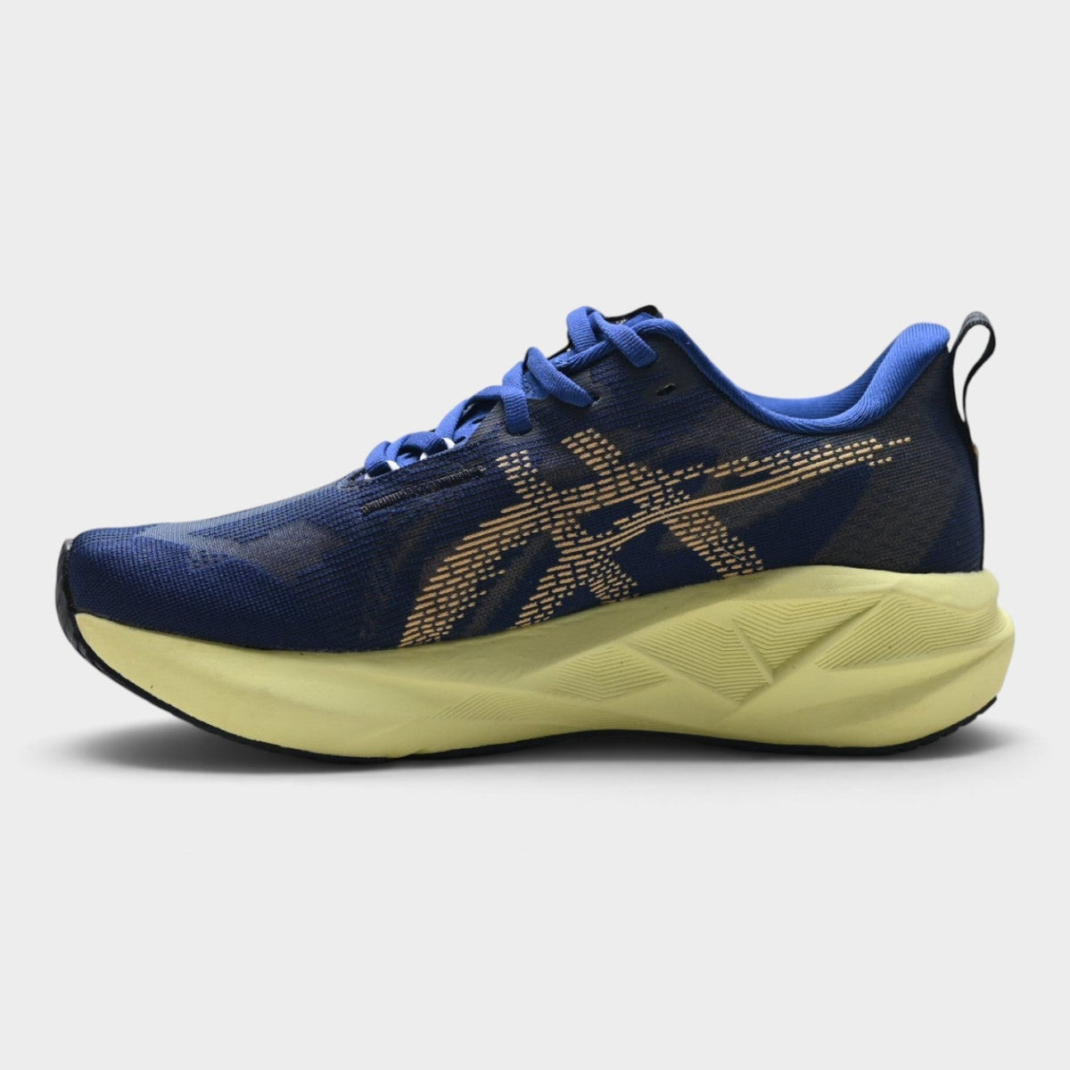 ASICS Novablast 5 Women’s Lightweight Cushioned Road Running Shoes