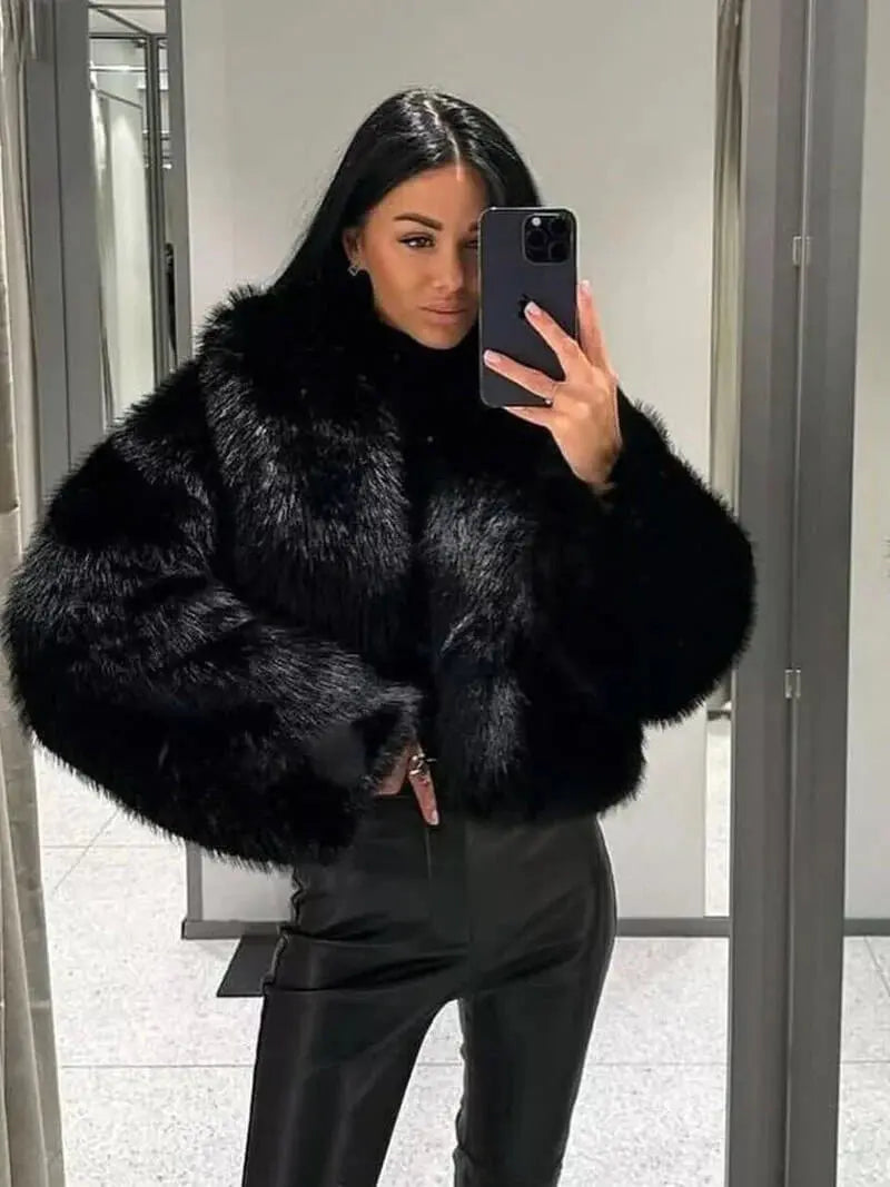 Beanne | Women’s Faux Fur Lapel Coat