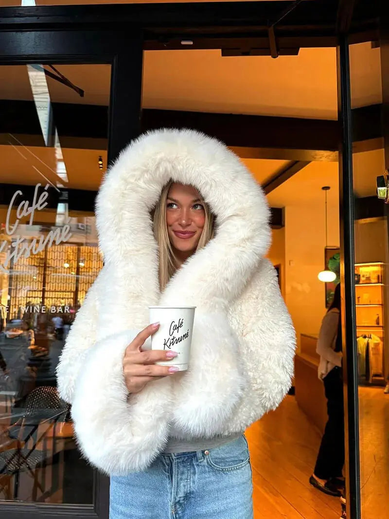 Sorelle | Women’s Oversized Faux Fur Coat