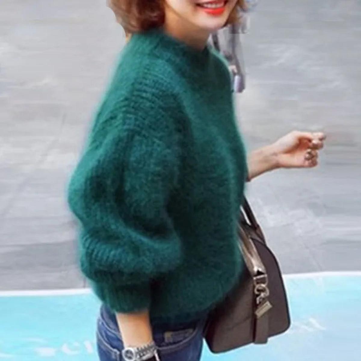 Women’s High Neck Sweater Soft-Feel Relaxed Winter Style