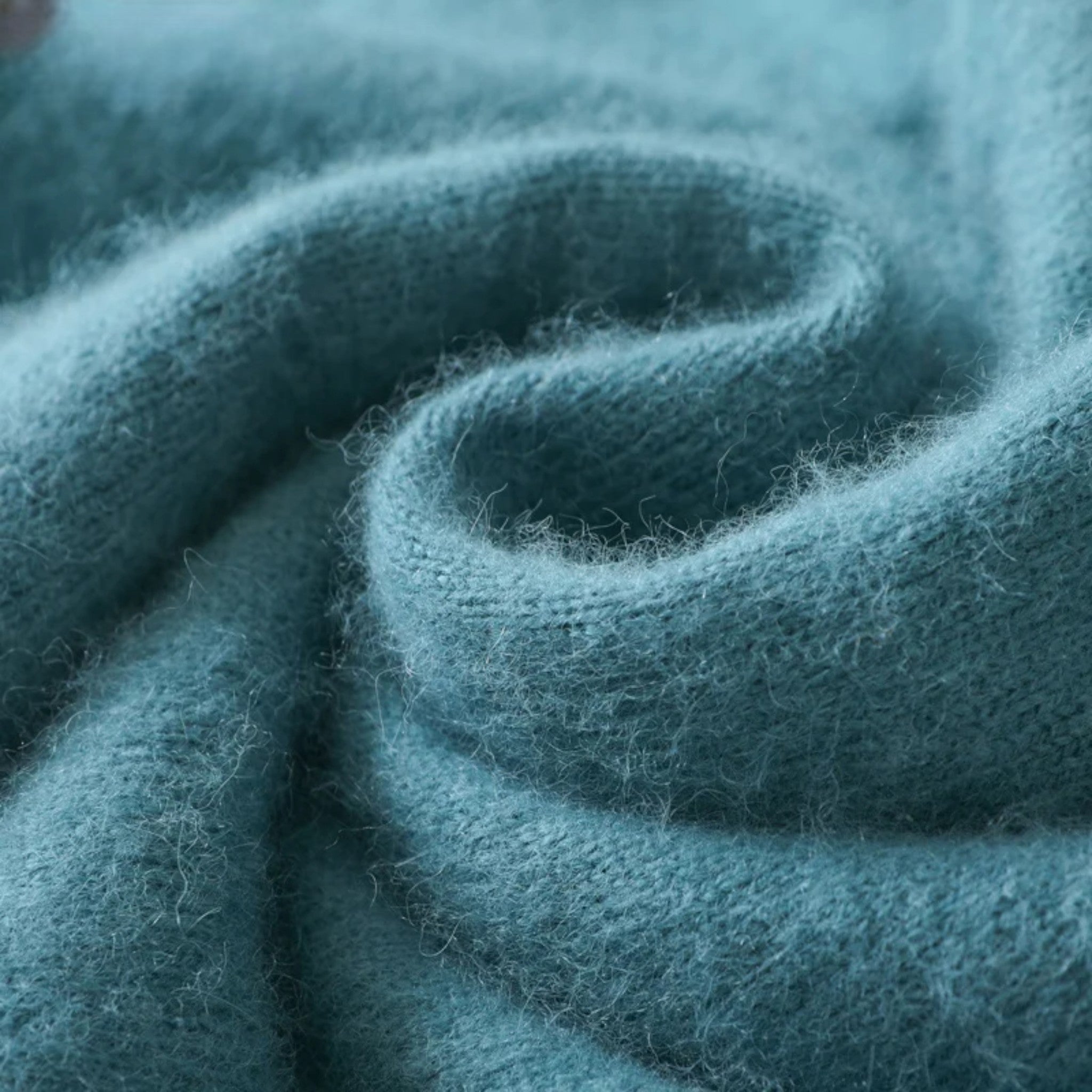 Men’s Timeless Heritage Knit Cashmere Sweater for Cold Weather