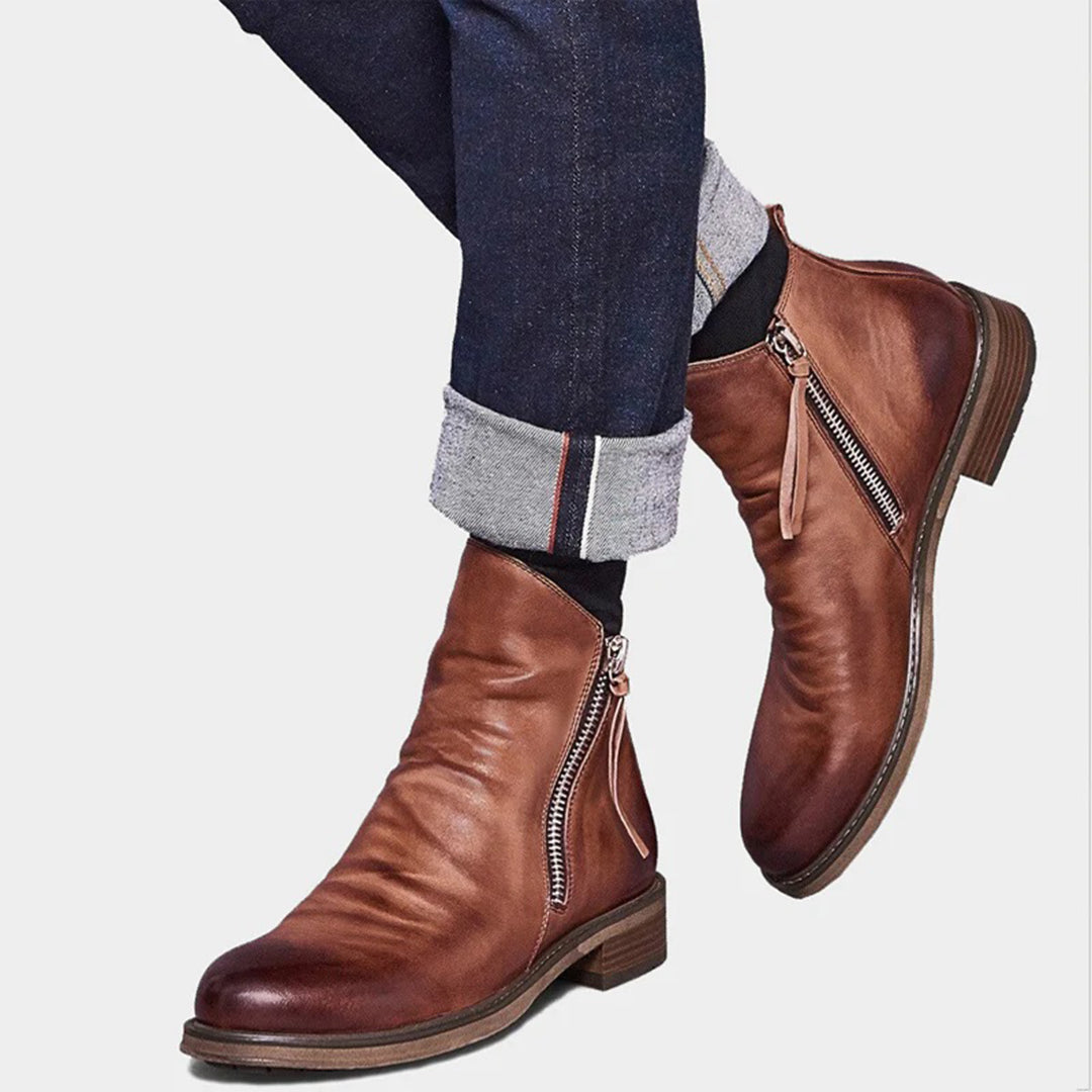 Casual Sleek Leather Zip Men’s Boots for Everyday Wear