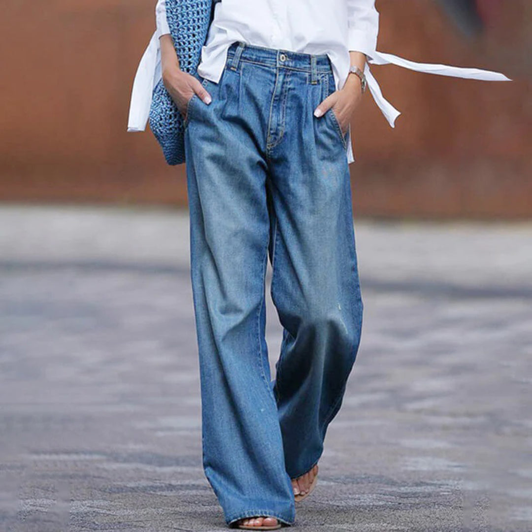 Women’s Flexi Denim Outdoor Pleated Wide-Leg Jeans