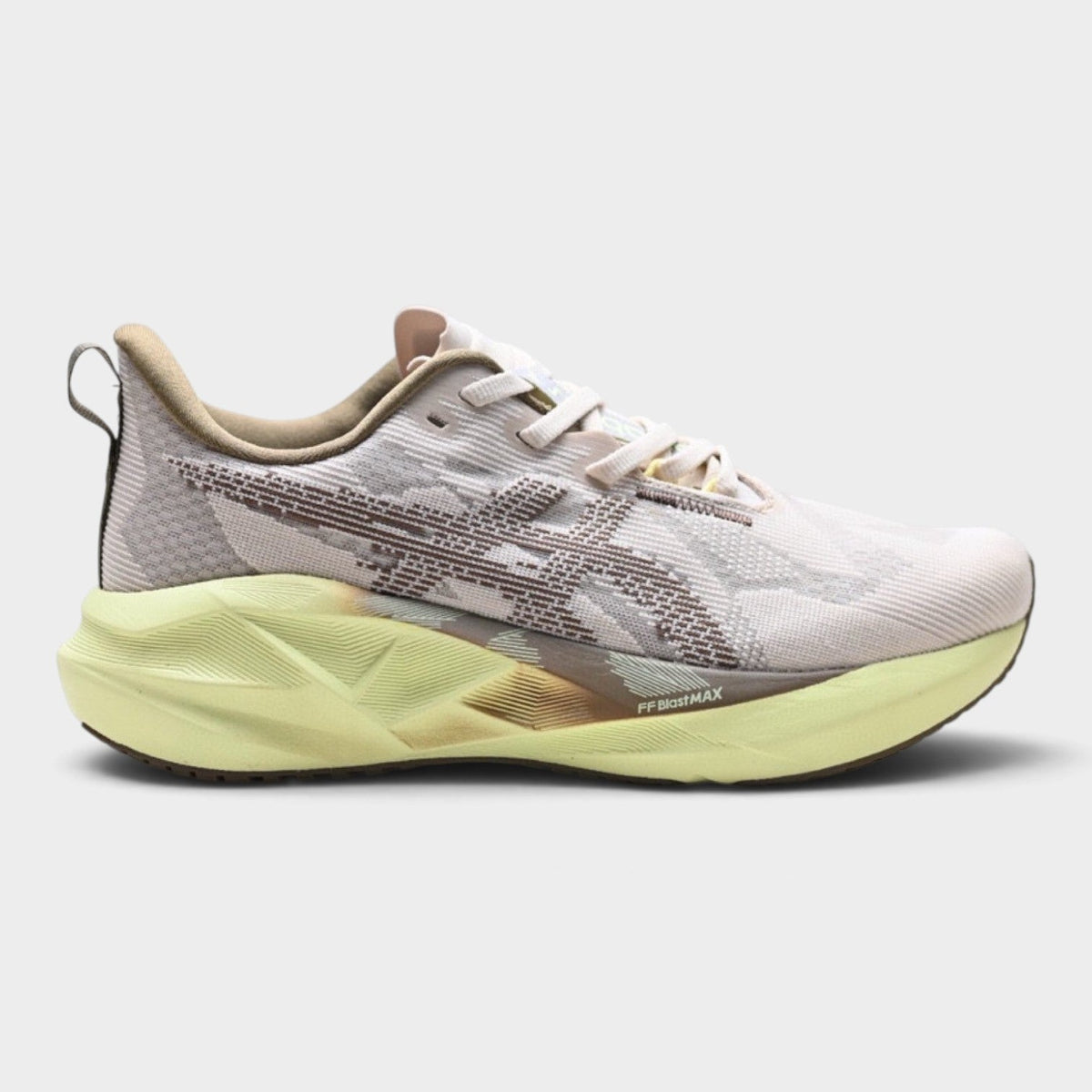 ASICS Novablast 5 Women’s Lightweight Cushioned Road Running Shoes