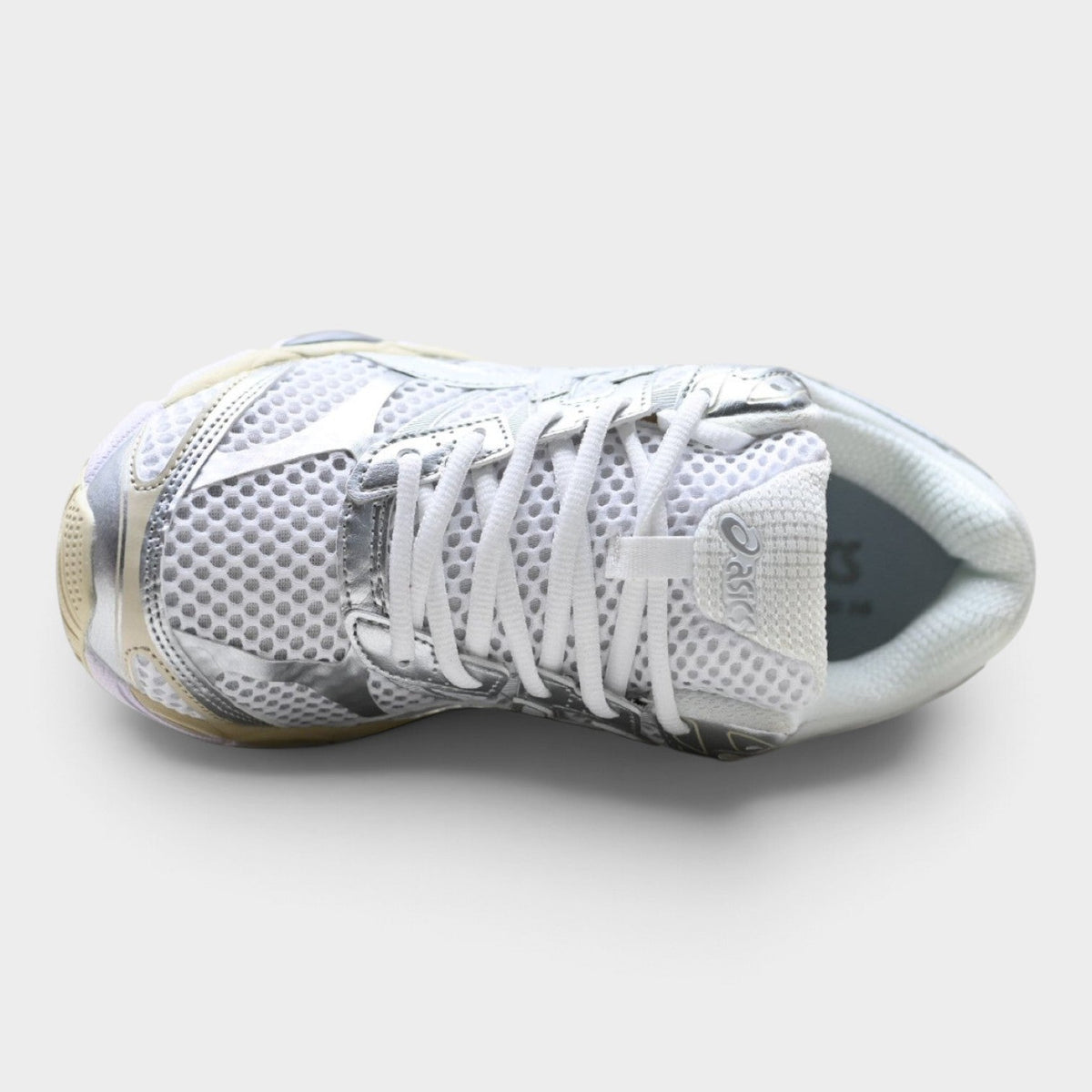 ASICS GEL-Cumulus 16 Men’s Retro SportStyle Trainers