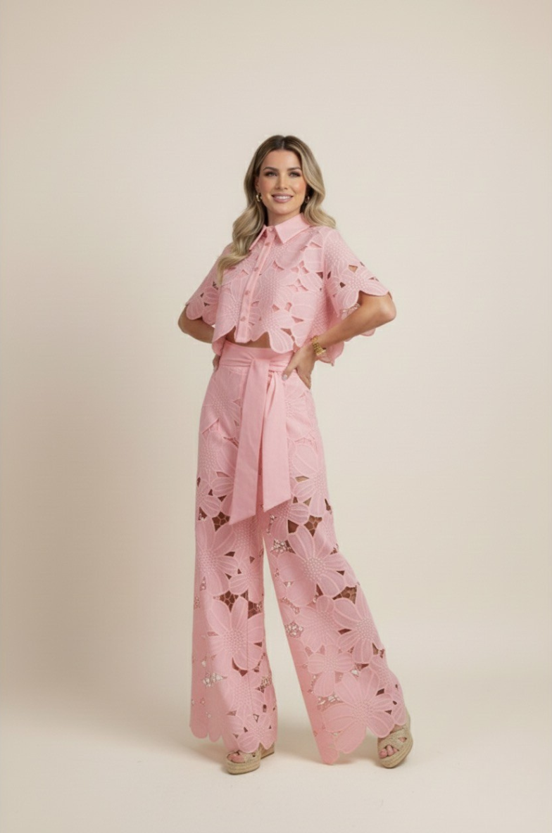 Women's Modern Flattering Floral Breezy Two-Piece Cut Out Set
