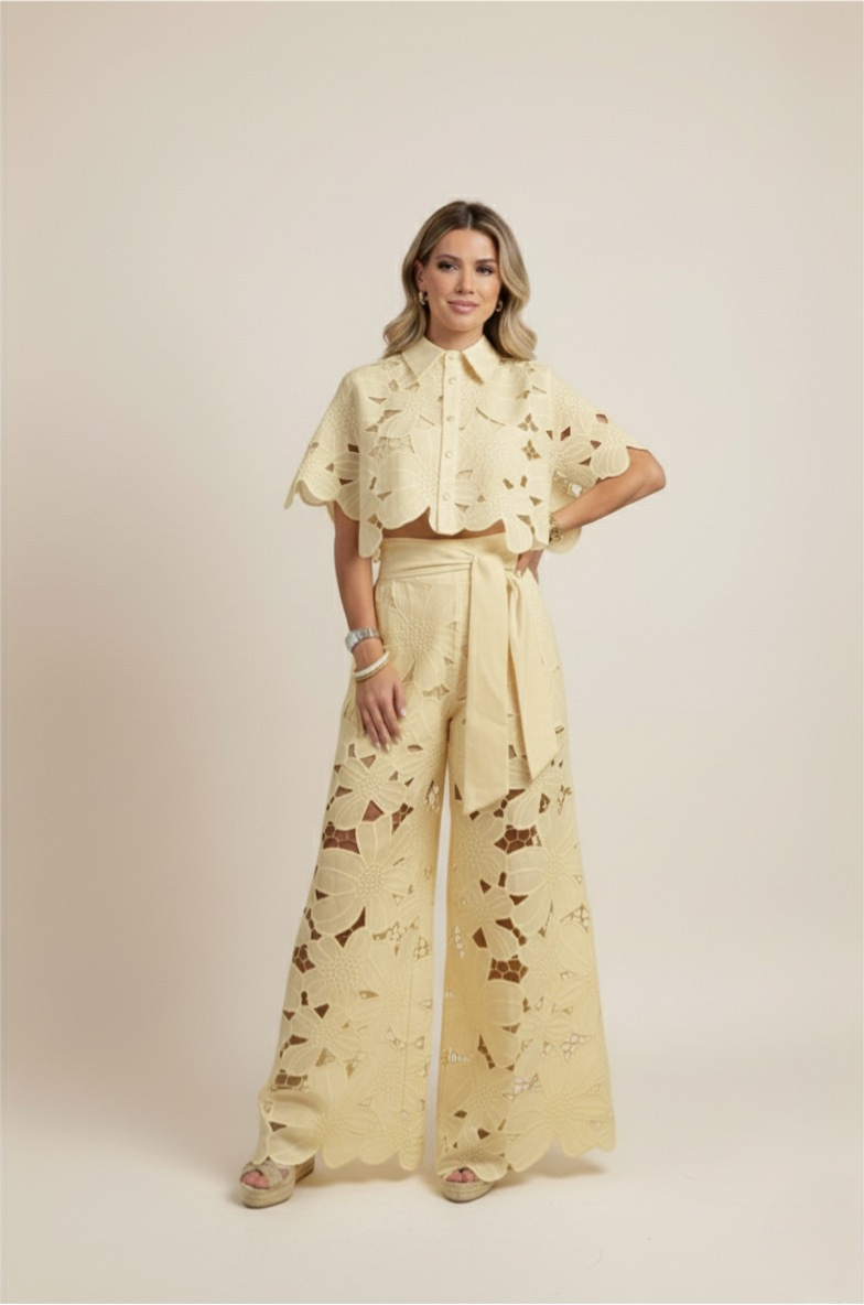 Women's Modern Flattering Floral Breezy Two-Piece Cut Out Set