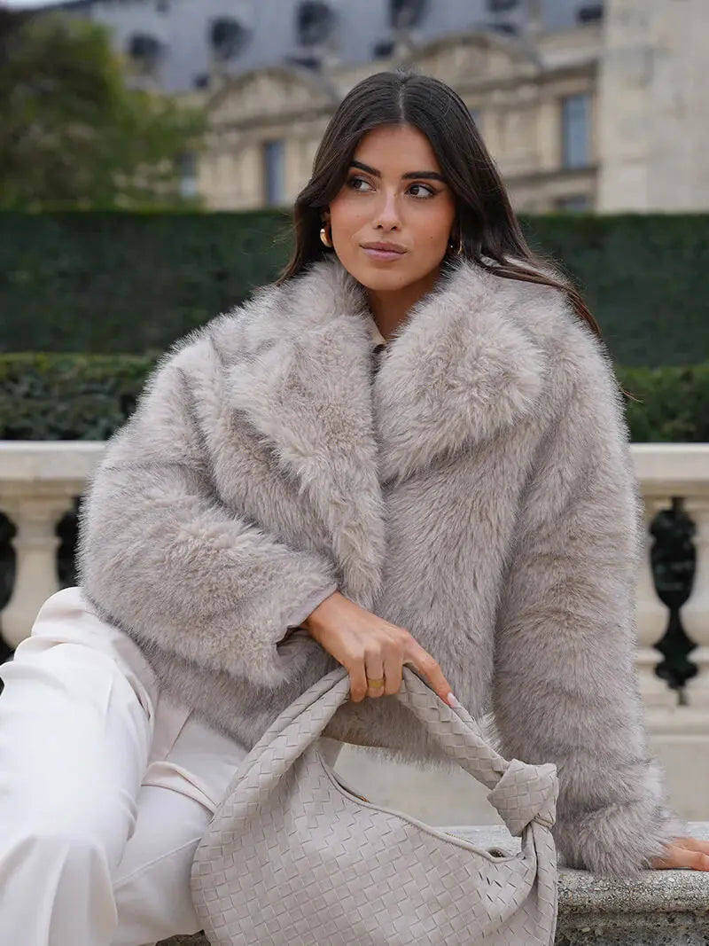 Beanne | Women’s Faux Fur Lapel Coat
