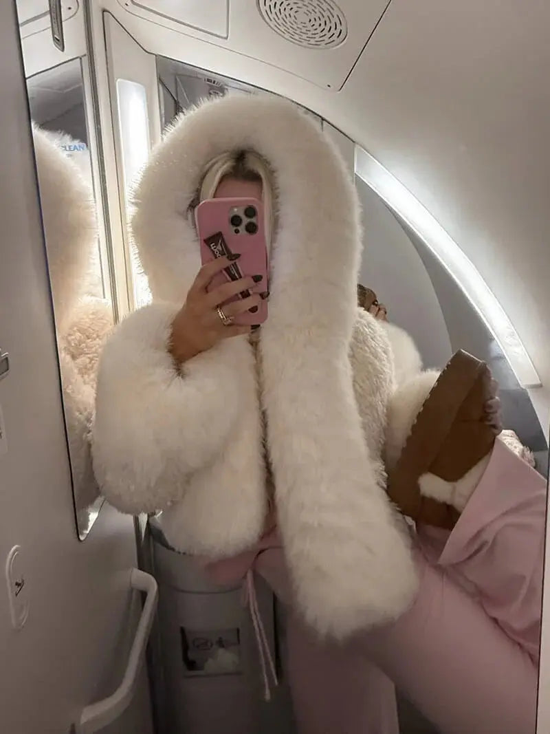 Sorelle | Women’s Oversized Faux Fur Coat