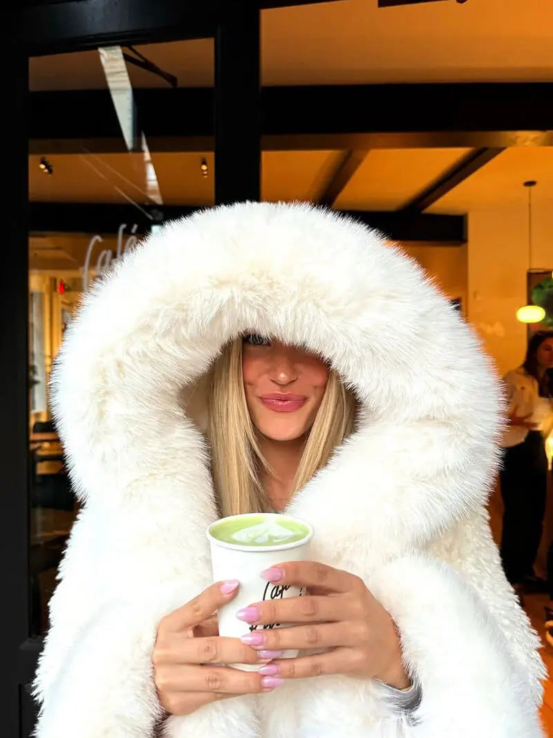 Sorelle | Women’s Oversized Faux Fur Coat