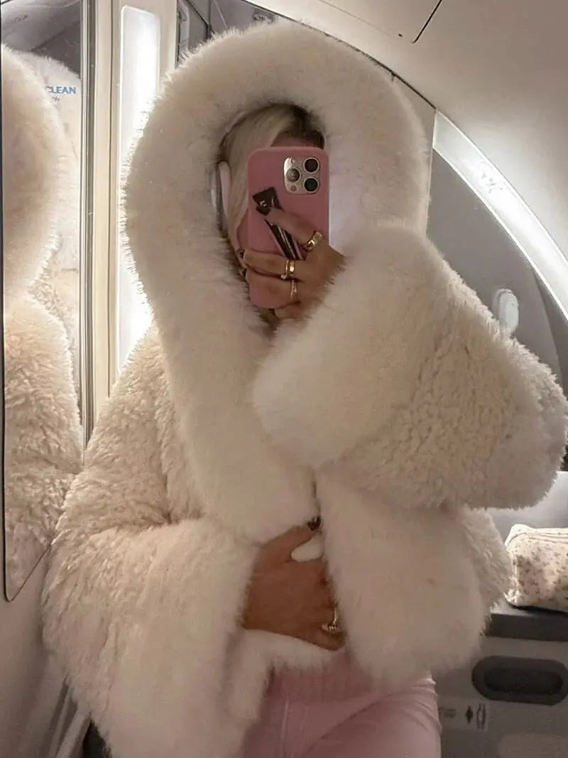 Sorelle | Women’s Oversized Faux Fur Coat