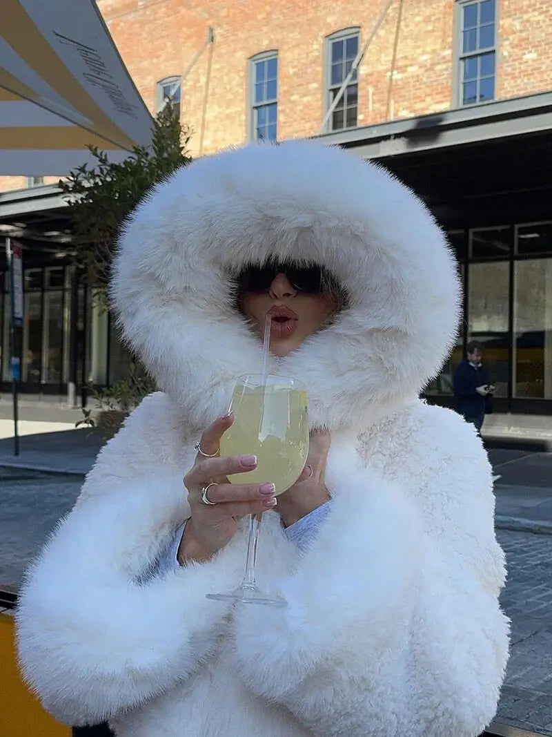 Sorelle | Women’s Oversized Faux Fur Coat