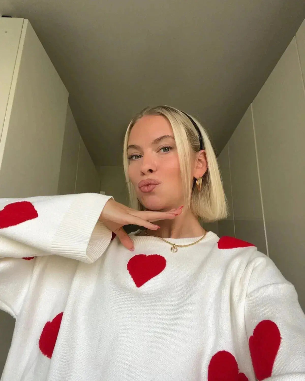 Amorina | Women’s Oversized Heart Knit Sweater