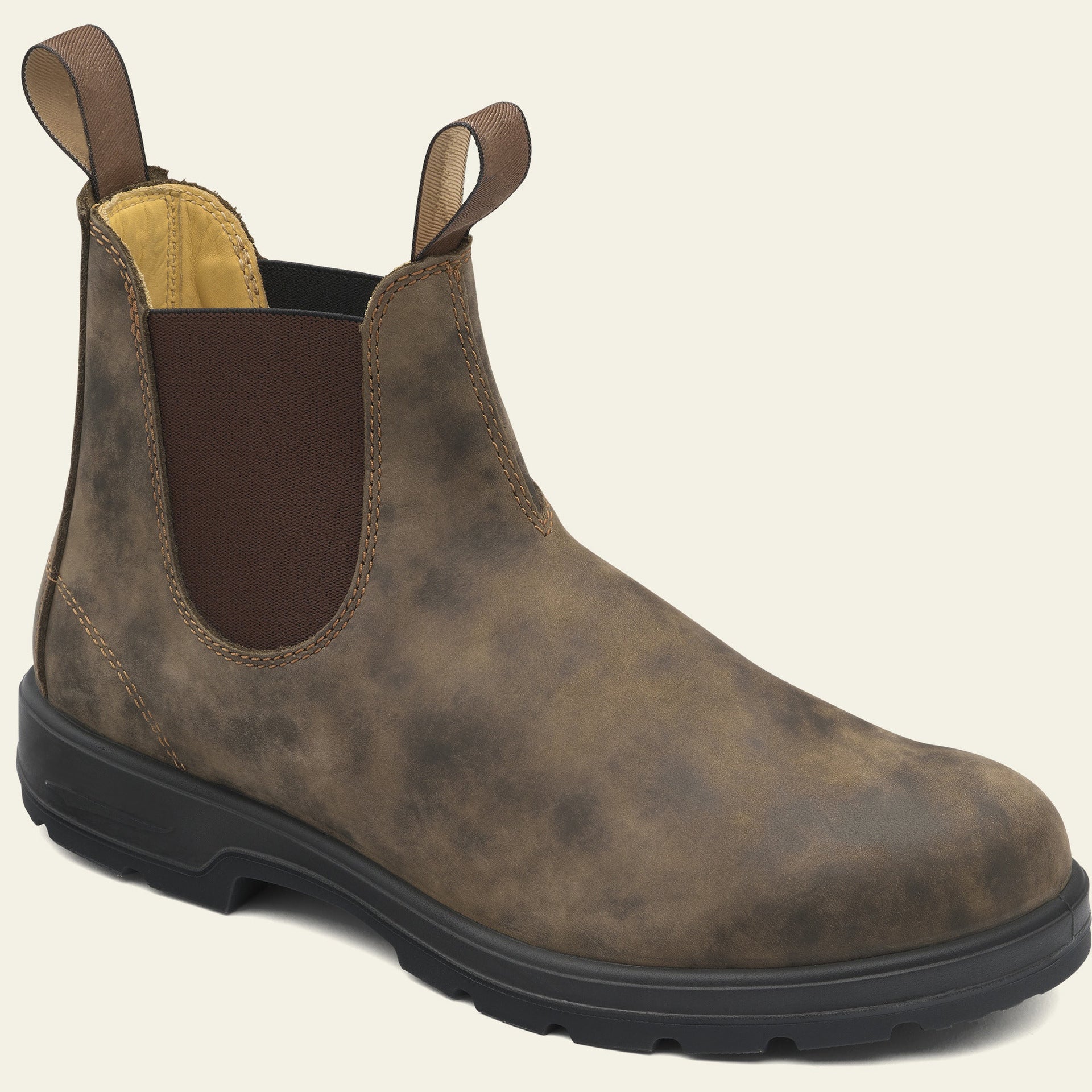 Men’s Classic Leather Chelsea Boots in Slip-on Design