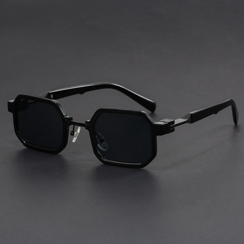 Calvano | Geometric Statement Sunglasses