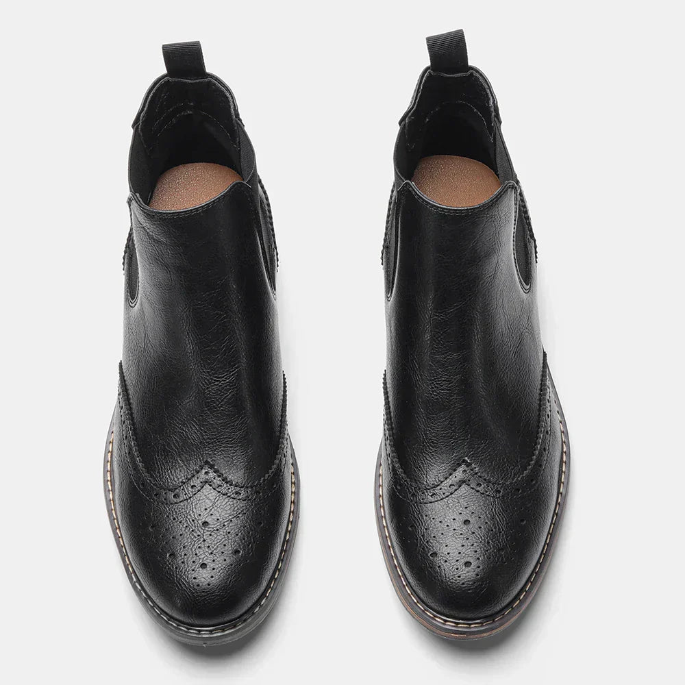 Durable Mens Boots with Modern Elegance